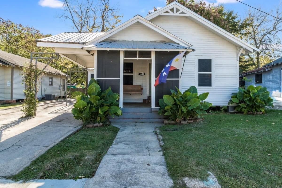Spacious 4Br Retreat In The Heart Of Lafayette Luaran gambar